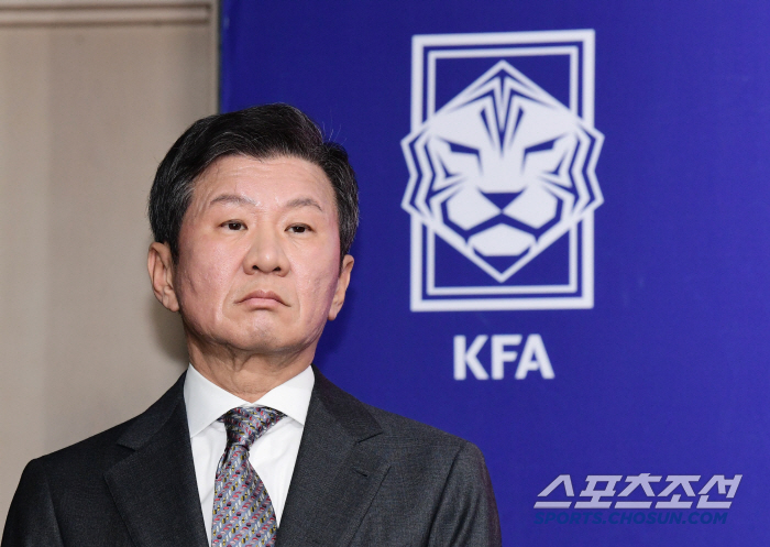 "국가대표 감독 선임 독자 결정" 대한체육회 인준 정몽규 회장, 수뇌부 …