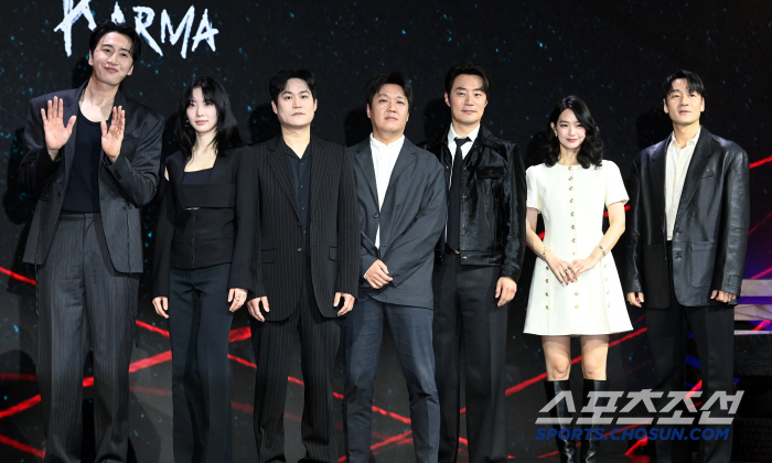 [SC현장] "'폭싹' 이후 매운맛 온다"..박해수·신민아→이광수 얽힌 …