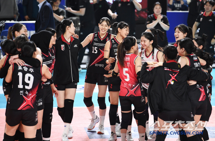 역사에 남을 명승부, 34-36 2세트 패배, 정관장은 졌지만 이긴 거였…
