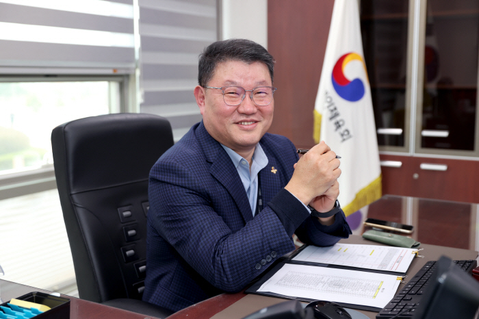 '좌식배구 국대 출신 행정가'전선주 이천선수촌장"선수·지도자 인권 보호 …
