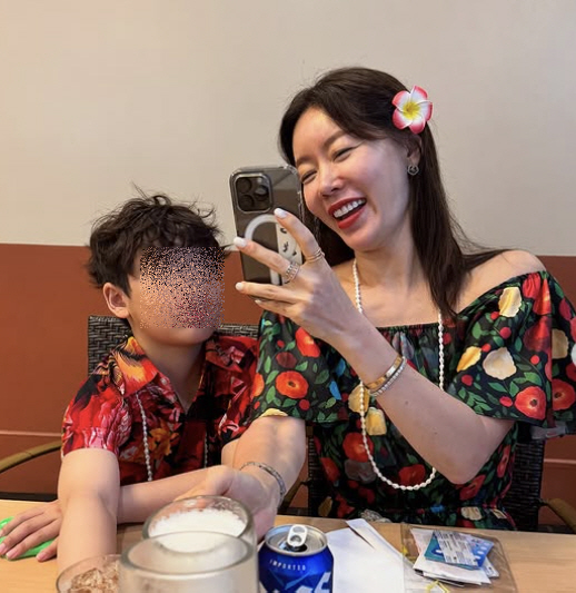 '치매母 고백' 안선영, 자식농사 대박났네 "9살 子, 통역 수준급...기특해"
