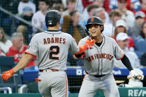 '어젠 HOT 정후, 오늘은 COLD 정후', 양키스 3연전에 너무 힘썼나? 이정후 필라델피아 원정서 MLB 데뷔 첫 한 경기 3K 좌절