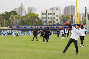 비가 와서 실내로…그런데 오히려 좋았다? 