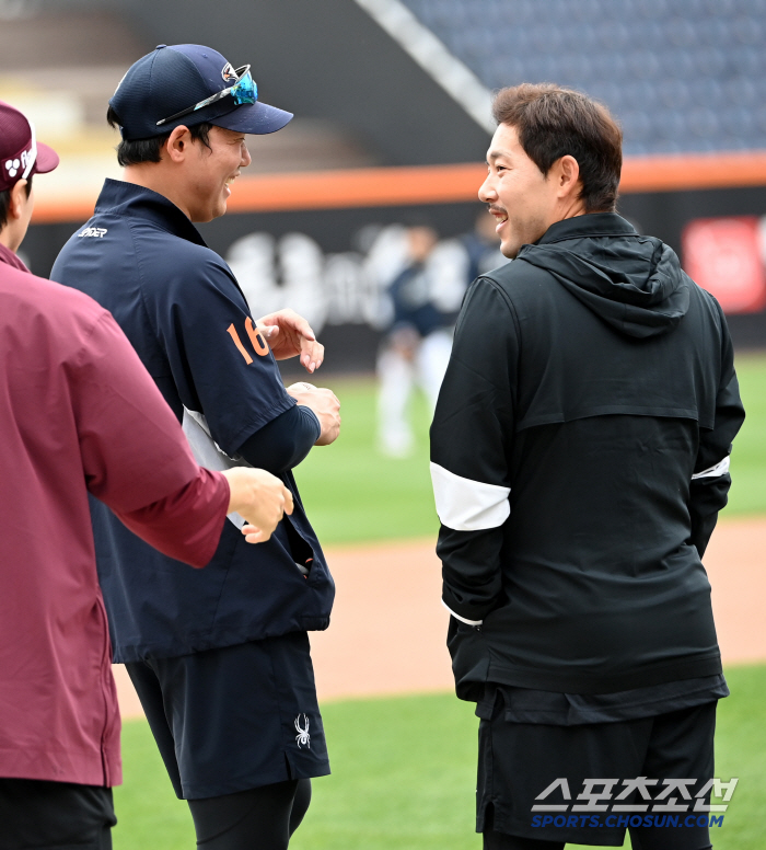 키움은 왜, 연봉 2억 2132안타 베테랑을 갑자기 플레잉 코치로 선임했…