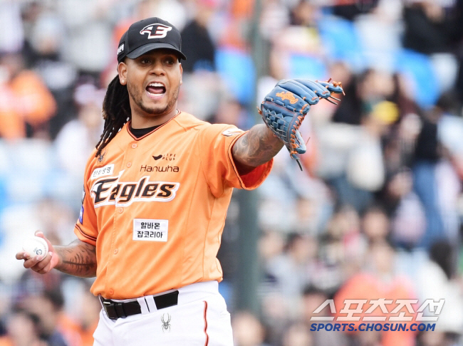 KBO 유턴 희망? 아쉽게 한화 떠난 통산 19승 투수, 데뷔전 7이닝-…