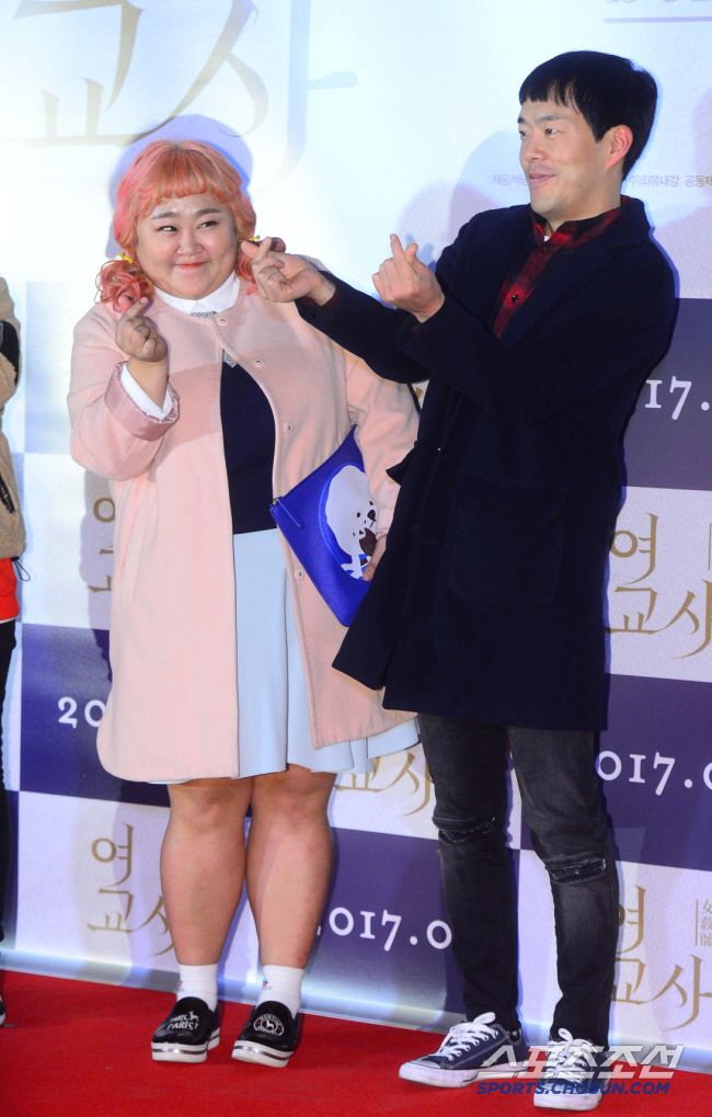 김민기, 12kg 뺀 ♥홍윤화에 분노..끝없는 먹방에 "그만 좀 먹자" …
