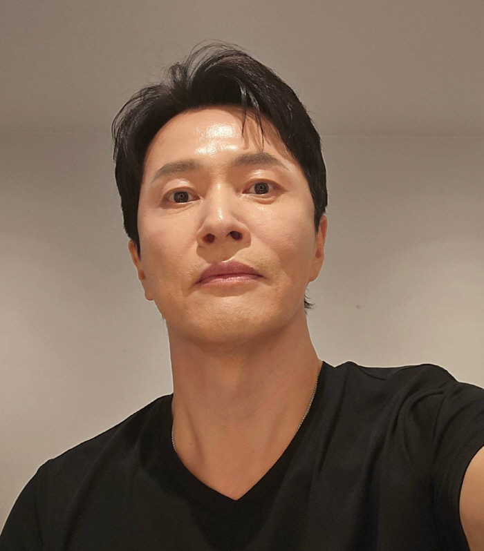 동성애 고백후 여성과 결혼?..김정민, 가짜뉴스에 분노 "차라리 날 죽은…