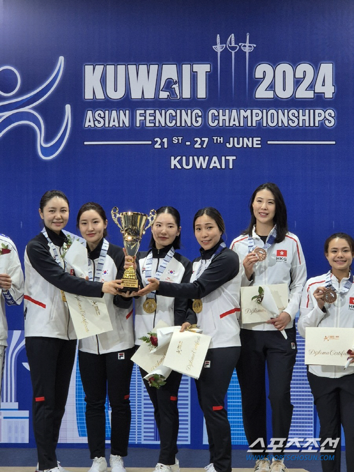 Fencing Korea. Recovered the top of the 亞 that was taken away by Japan! 'Gold 4X Silver 2XDong 5'A spectacular finale