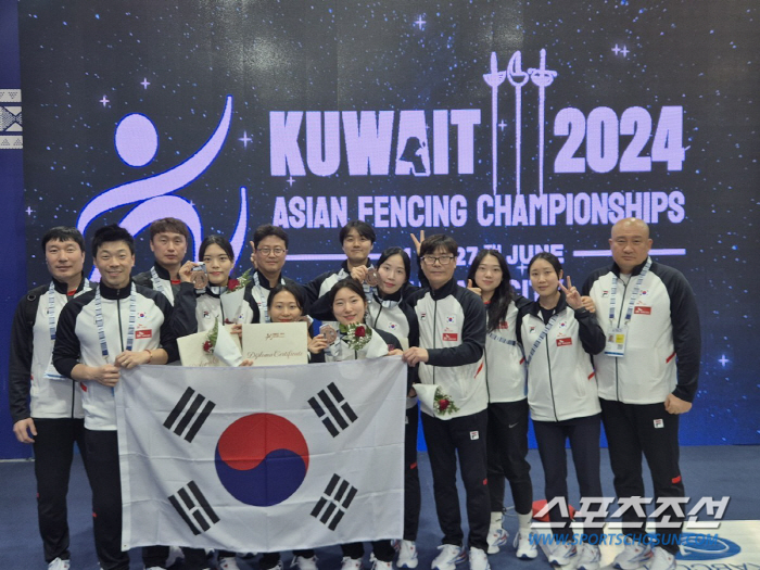 Fencing Korea. Recovered the top of the 亞 that was taken away by Japan! 'Gold 4X Silver 2XDong 5'A spectacular finale