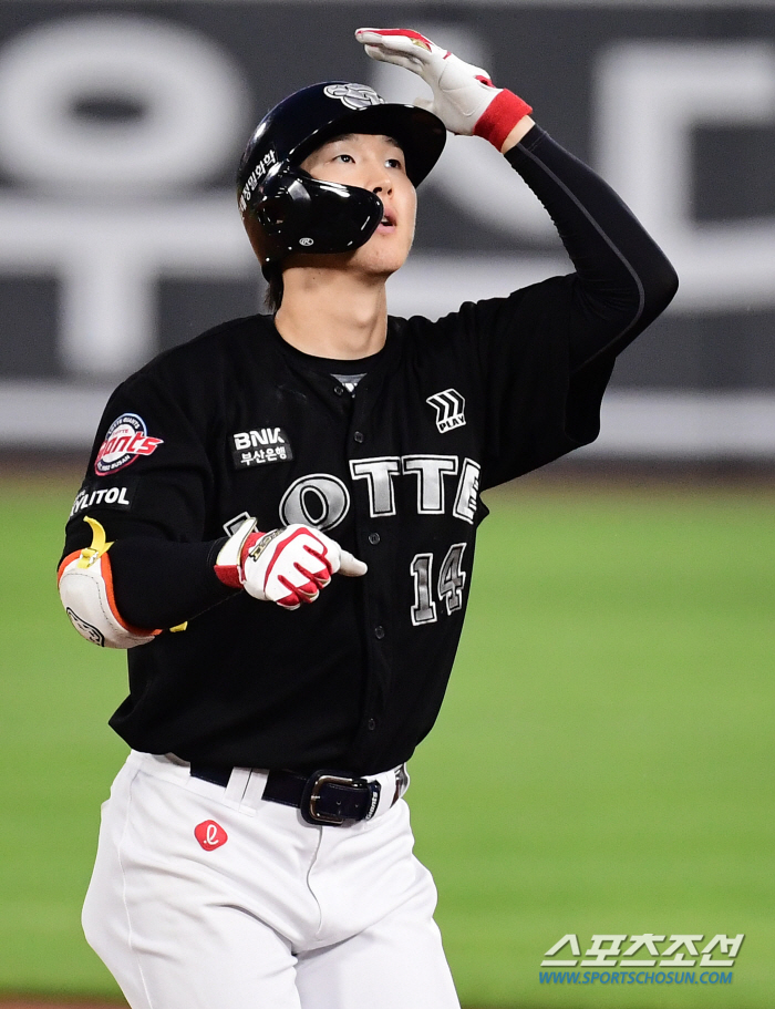 'I grew up looking at my brother's back' 487 home run legend's younger brother was encouraged by his warm words 