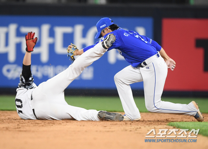 'It's working. I'll hit you' Park Byung-ho The B? The real main character was a backup hitter. 