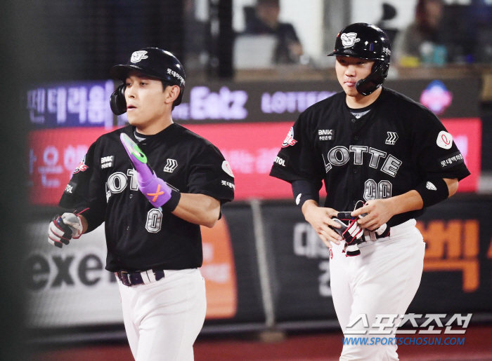 Sungbin, who led Lotte to its fourth consecutive win, has the same name and positive personality as the '0-00' back number