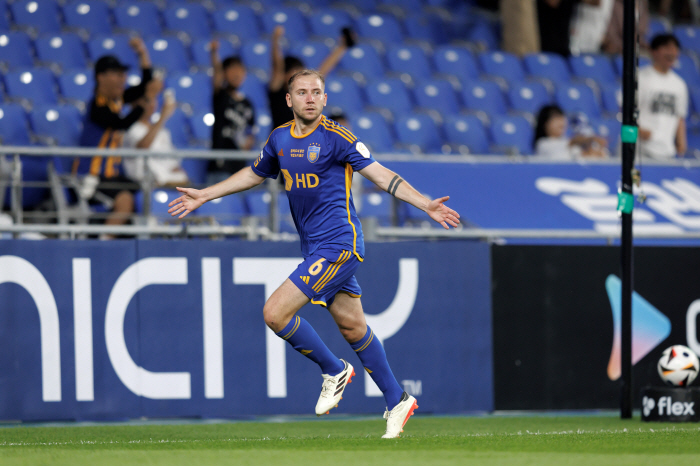 'The first contributor to making the team No. 1' Bojanic (Ulsan), the winning goal against Daegu, was selected as the MVP of the 19th round of the K League