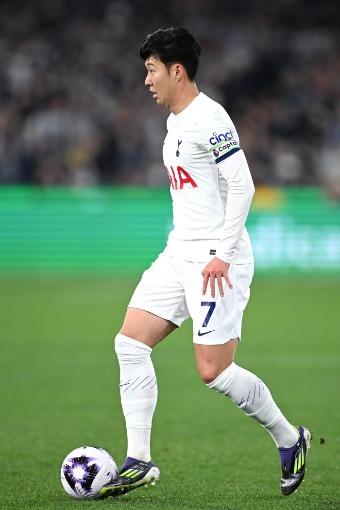 '1 year option vs. 2 years vs. 3 to 4 years?' What is Tottenham's real intention? 英The media 'Son Heung-min's value is 170 billion won, and he is likely to renew his contract for two years'