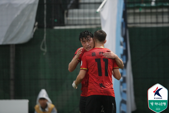 'General Moon Geon-ho - Kim Min-ho Meng-gun' Gimpo-Cheonan, 1-1 draw in the rain