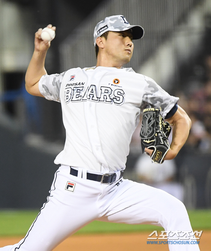 'What's really important is August' Manager Lee Seung-yeop, why did he exclude Hong Geon-hee from the core bullpen entry? 