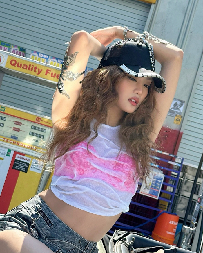 (G)I-DLE Minnie boasts of strong abs and slim angular beauty and sexy beauty