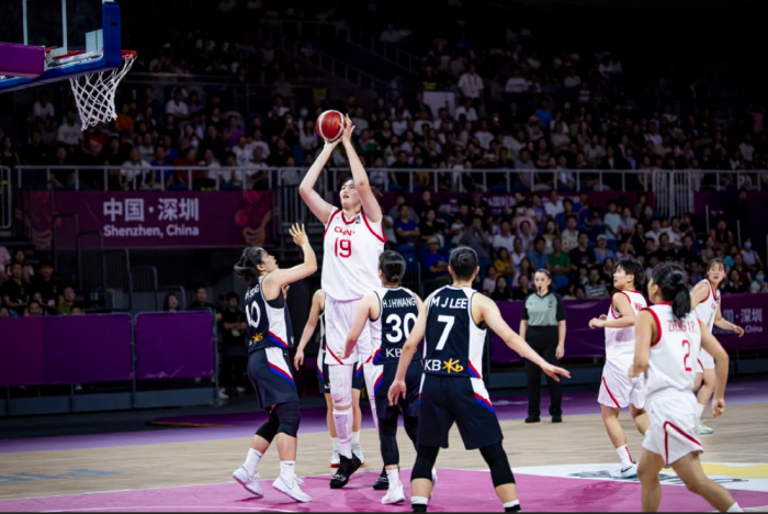 He was killed by a woman. South Korea's U18 Women's Basketball Team Defeats Asia Cup Semi-Final China