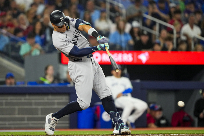 2 consecutive 'Player of the Month' stamp bang! Judge's 31st final two-run home run, 11 home runs in June - 37 RBIs...The batting average is also close to the first place