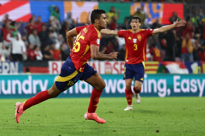  Spain, Georgia, 4 to 1! Germany to make it to the quarterfinals