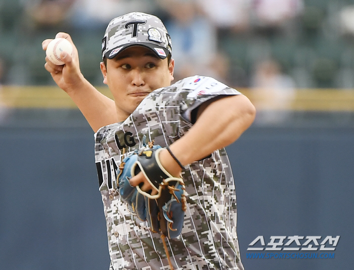 He was out of injury with one-two punch in Korea → 8 bullpen days → 13 wins and 12 losses. Is this the power of the winning team? 