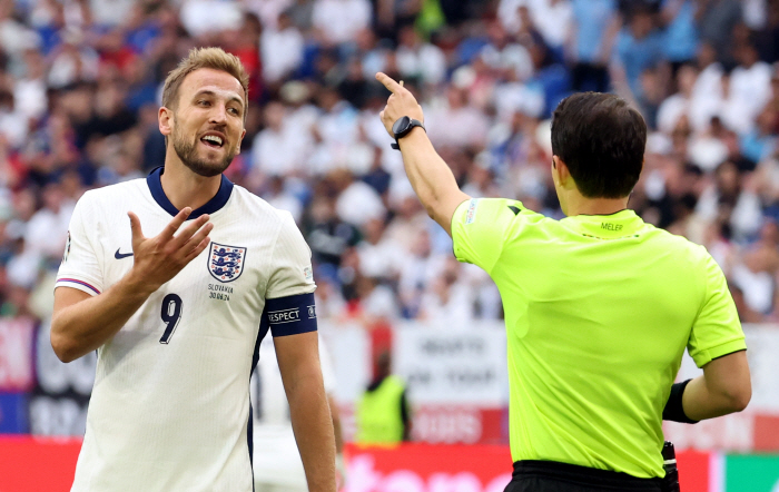 'If this is the case, Kane will again be irrelevant' 英 allowed a 0-1 lead in the first half against Slovakia'0 → shootout'0-1