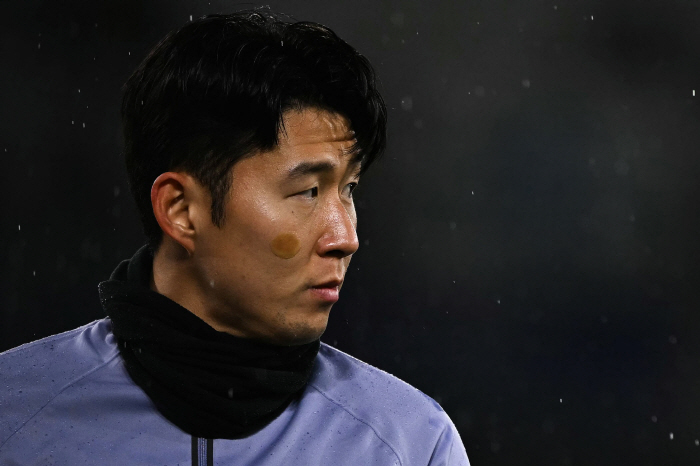 'If you don't like Tosa-gupin, do you agree?'...Tottenham's neglect of Son Heung-min, ''Considering selling at a big transfer fee like Kane or renewing a two-year contract.''