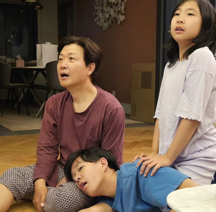 'Chapaguri Eating Show Little Teens' Yoon Hoo → Sung Bin, Auntie Lan, and Uncle 'Smile'