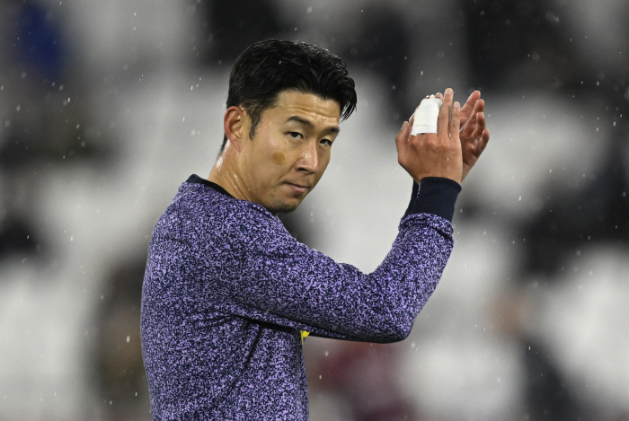 'SON sale looks natural'→''X over 3 years contract signing'...英 media's claim of 'shock toward Son Heung-min's renewal'