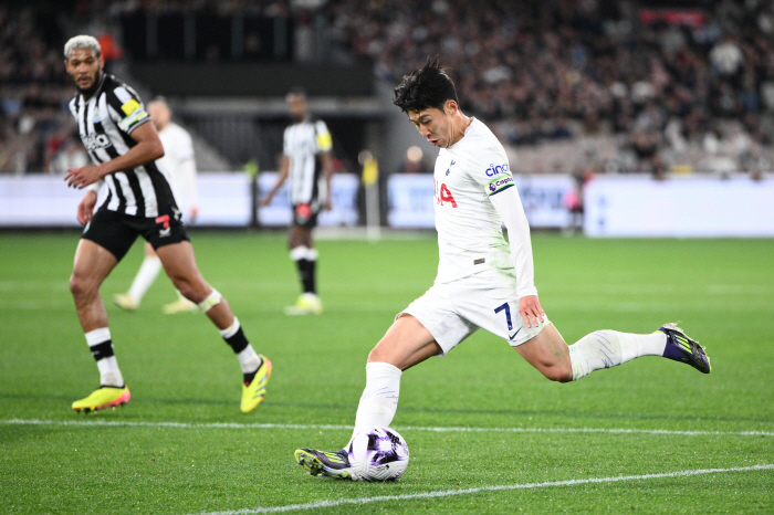 Tottenham, which was hiding behind SON, this time weighing profits and losses'Legend' with Son Heung-min for just one year's extension'Selling like Kane vs long-term contract'