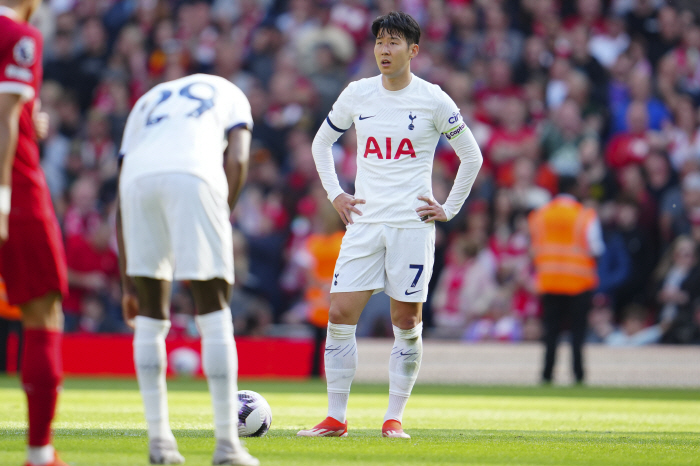 Tottenham, which was hiding behind SON, this time weighing profits and losses'Legend' with Son Heung-min for just one year's extension'Selling like Kane vs long-term contract'