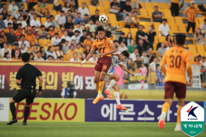 'Already 100 games' Striker → Centerback Challenge, Gwangju FC Heo Yul 'Growing Stage, Goal is Taegeuk mark'