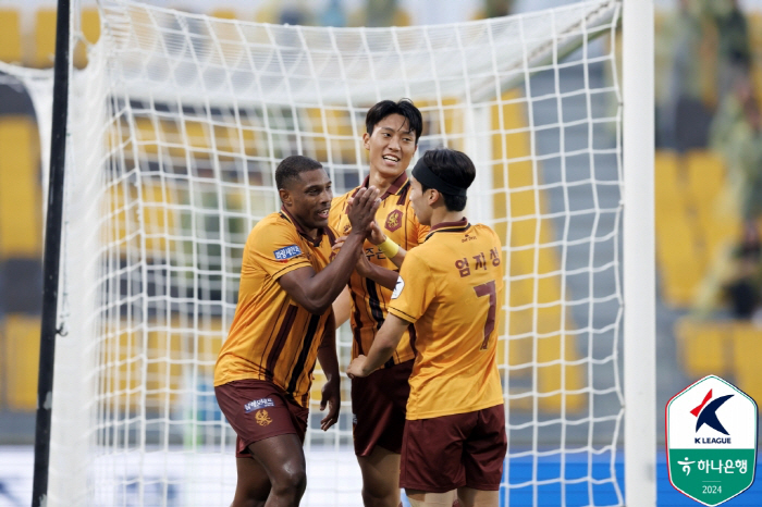 'Already 100 games' Striker → Centerback Challenge, Gwangju FC Heo Yul 'Growing Stage, Goal is Taegeuk mark'