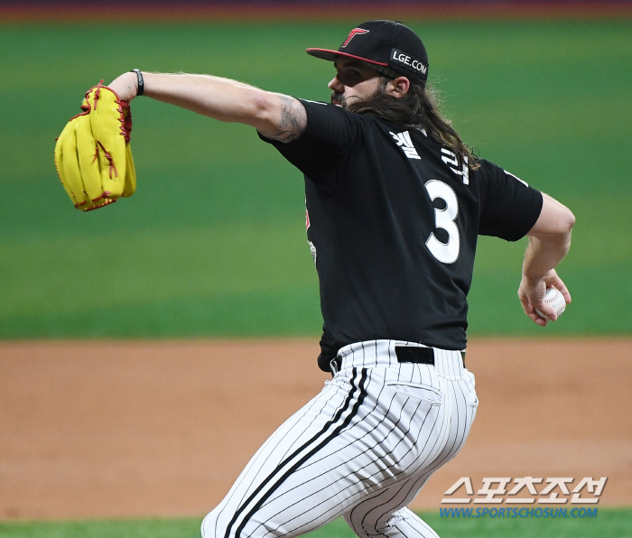 First time in the KBO League! 100 innings for 6 consecutive years in just one team. Resurrected 'Jamsil Jesus' 1 hit shutout → 1 run in 6 innings QS.the beauty of the first half of the year