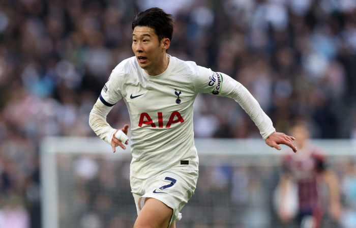 I'm getting mad... SON, are you going to a big club? → Tottenham option overuse of power, punishment required