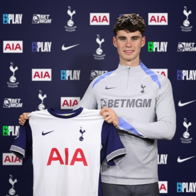  Tottenham's first recruit is an 18-year-old supernova...'70 Billion Big Deal' Gray, 6-Year Contract  Number 14