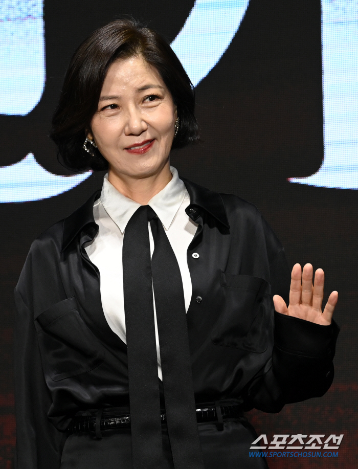 'I wish Disney was the best this year''Hua-in-law scandal'Kim Ha-neul x Jeong Ji-hoon's first OTT drama is coming (Roundup)