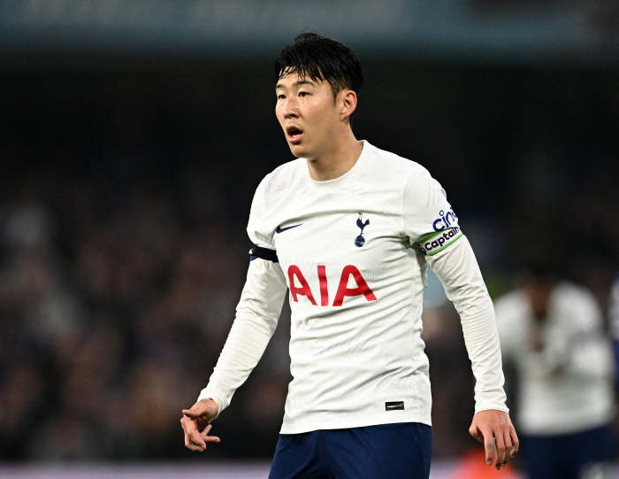 Shocking Tottenham's Legendary Treatment? 'Saudi Sales Attractive'...Son Heung-min treats 'Legendary' instead of renewing his contract 'Preliminary Release Target'