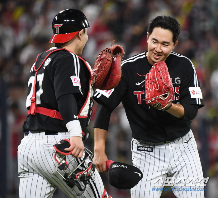 The 5th starter, which was a question mark before the season, just finished it properly... 'Son Joo-young, Yoo Young-chan, you got it. Isn't it okay?' 