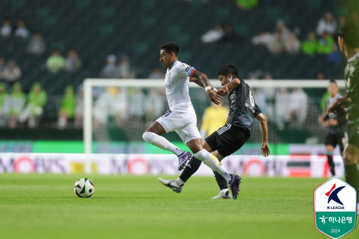 Lingard, I didn't recognize youThere has never been such a mercenary in Seoul and hard work in the stadium'