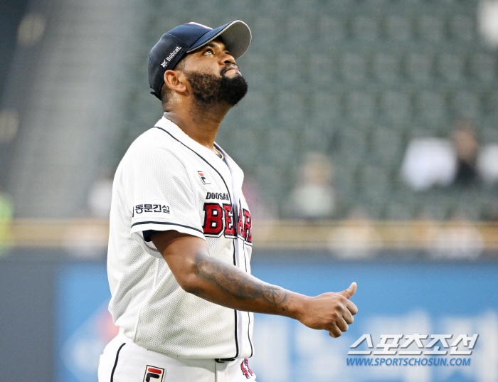 Lotte's batting lineup, which rose to 'four-day rest is strong' revived 5 billion shortstop →'Homerun  Sweep' Captain Alcantara was brought down '5 points in the 2nd inning' Big Inning 