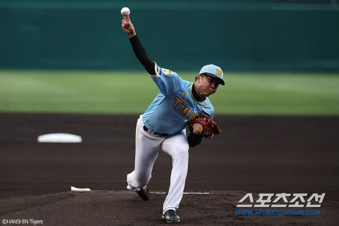 Shin Ace (Min Chang-ki's Japanese baseball) who played in the All-Star Game for the first time in his 8th year with an ERA of 0.39 in 6 games and a shutout of 1 to 0 in 9 innings