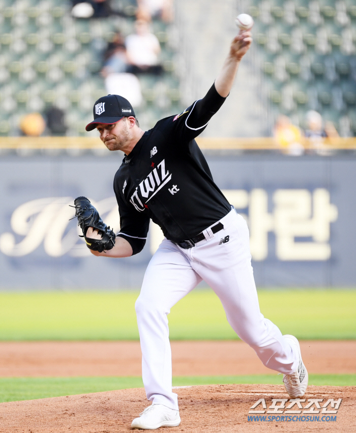 'The mustache best friend's blow, the monster collapsed' KT's five-game winning streak...Hanwha's three-game losing streak 