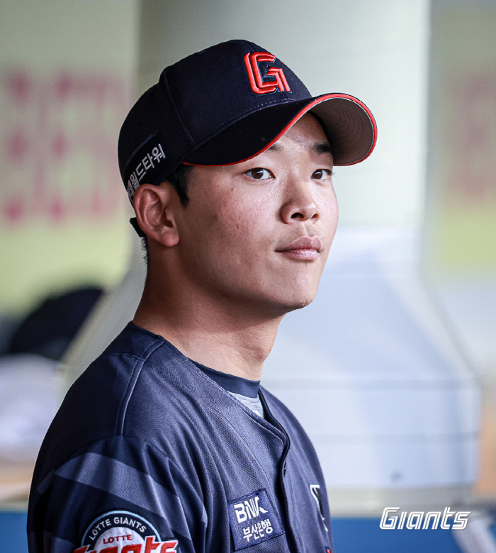 ''Your eyes are outstanding' completed infield rebuilding in the first half of the year! Coach Kim Tae-hyung still has 'Hidden Card' 