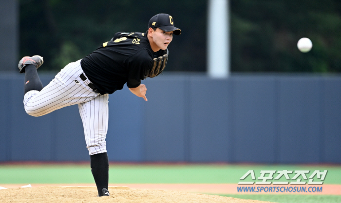 Defending champion won! Lee Ye-sung's 6 innings of 8K good pitching by Seoul Convention High School in Gyeongbuk Province, who defended his victory (Cheongryonggi Video)