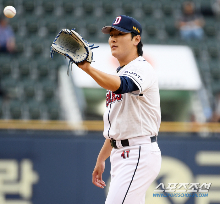 Jamsil Kwak-Bin and Wilkerson, who suddenly poured down heavy rain, stopped the game in the top of the third inning → continued in 7 minutes 