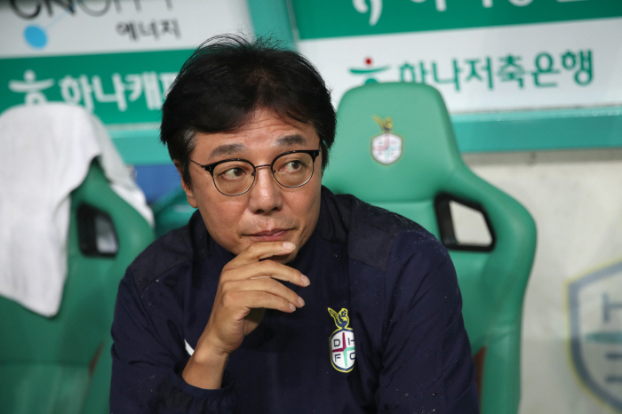 'Last place' If Jeonbuk loses to the match right above 'It's really uselessUlsan  Pohang looking at 'Kim Cheon's 1 Myth'