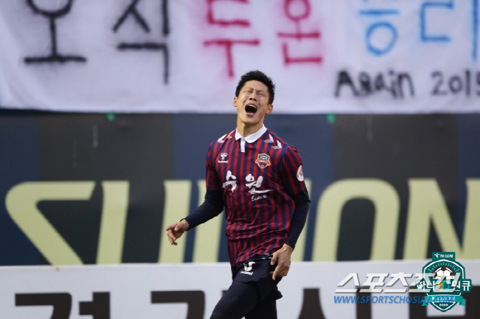 'Suwon FC's original medium cut'FW Ahn Byung-joon returns with emotion after 3 years and 6 months