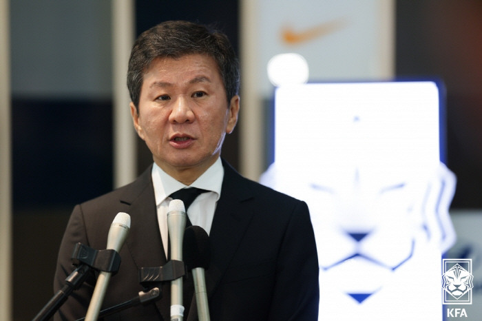 KFA Chairman Chung Mong-gyu expressed his position on the appointment of the head of the 'controversy over vacancies for six months' It will not be easy even if Ferguson comes'