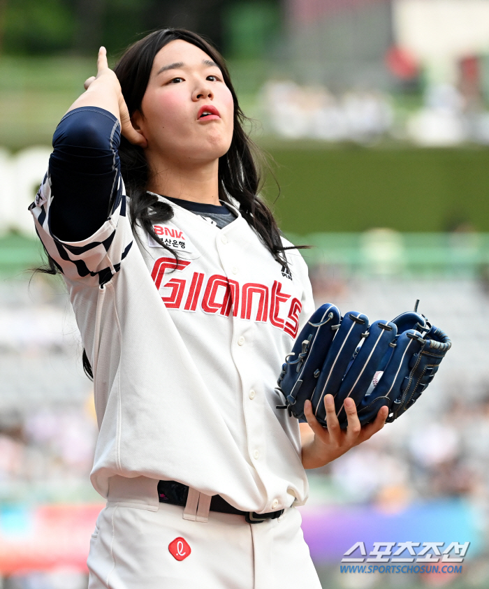 The 'Lotte Siblings(?)' became the main character of the Futures All-Star Game. Cho Se-jin MVP→'Lotte Carina'Park Joon-woo Performance Award